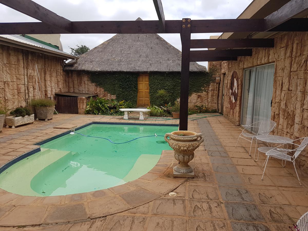 Hotel Kleinplaas Guest Farm Potchefstroom Exterior foto
